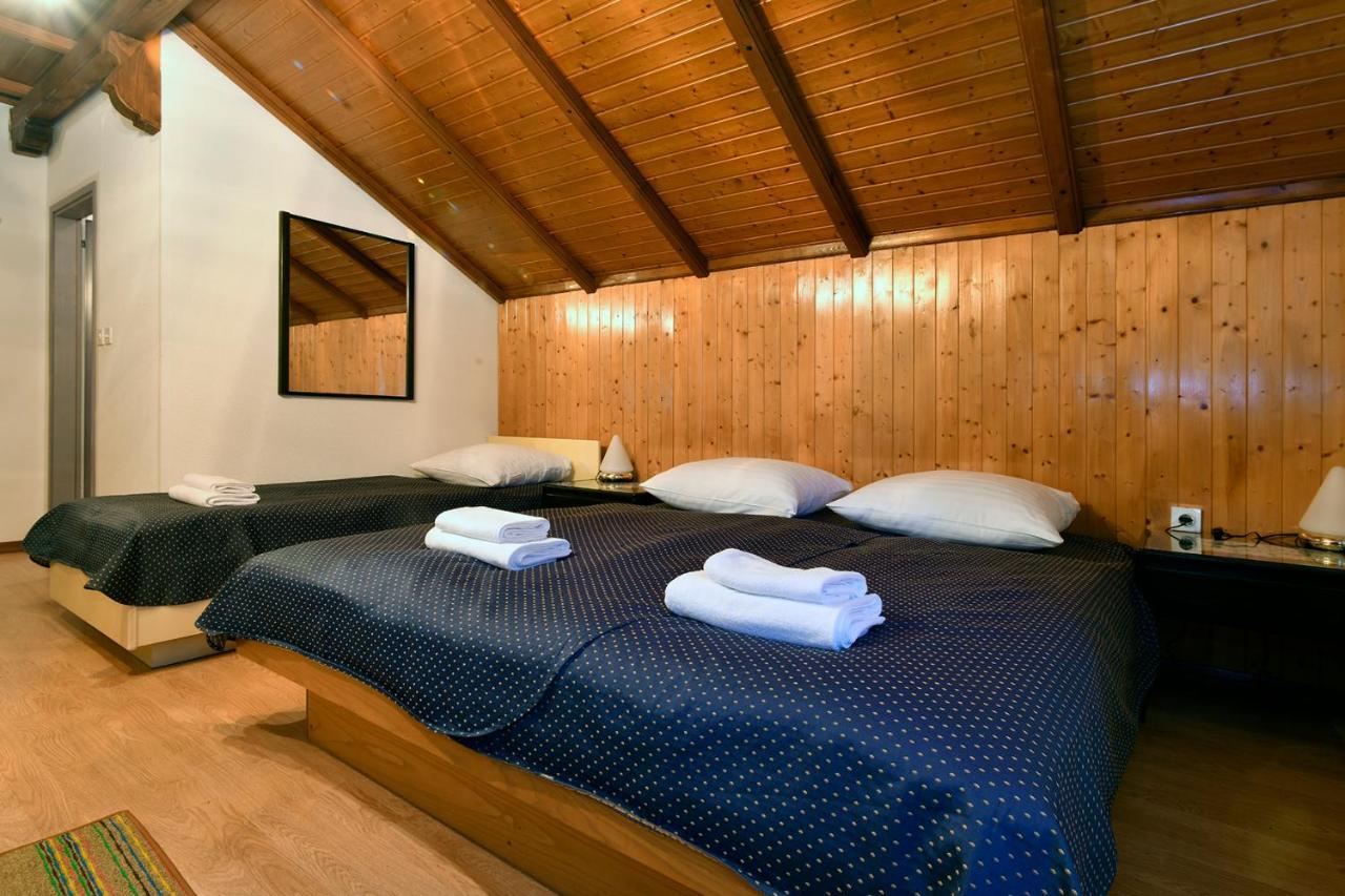 Bed and Breakfast Gostilna Lokve Экстерьер фото