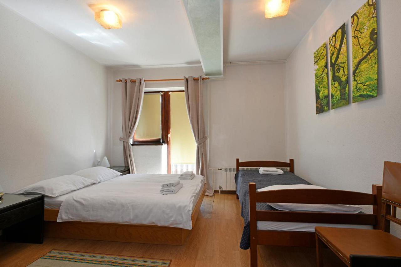 Bed and Breakfast Gostilna Lokve Экстерьер фото