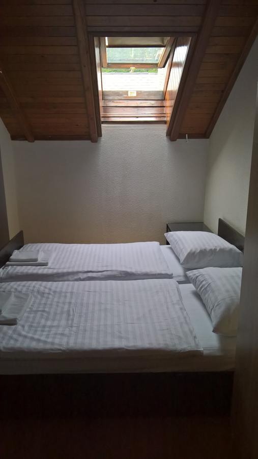 Bed and Breakfast Gostilna Lokve Экстерьер фото