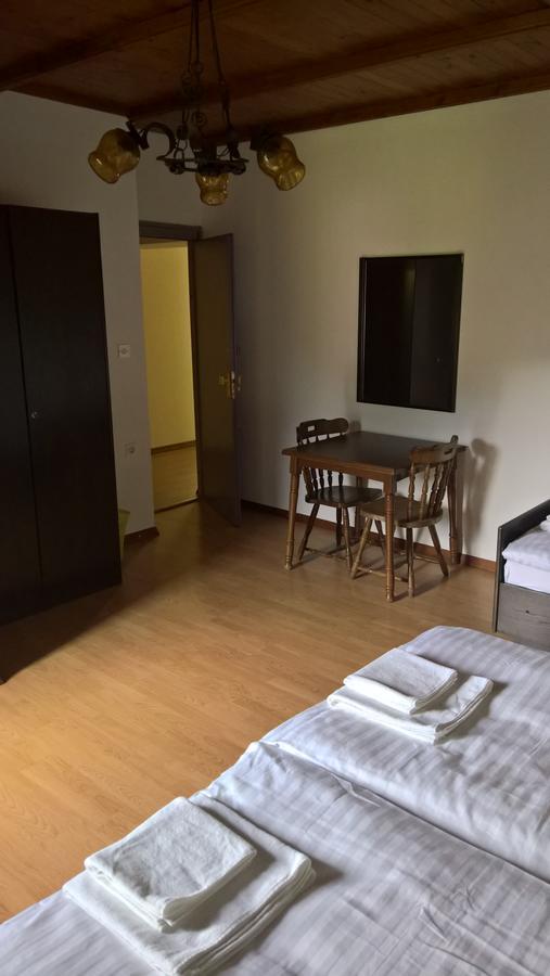 Bed and Breakfast Gostilna Lokve Экстерьер фото